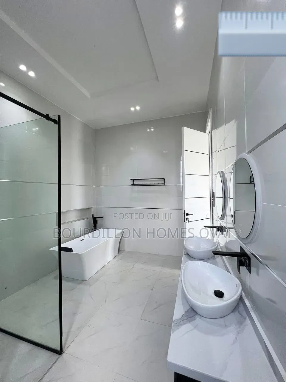5bdrm Duplex in Megamound Lekki for sale in Ilaje / Lekki