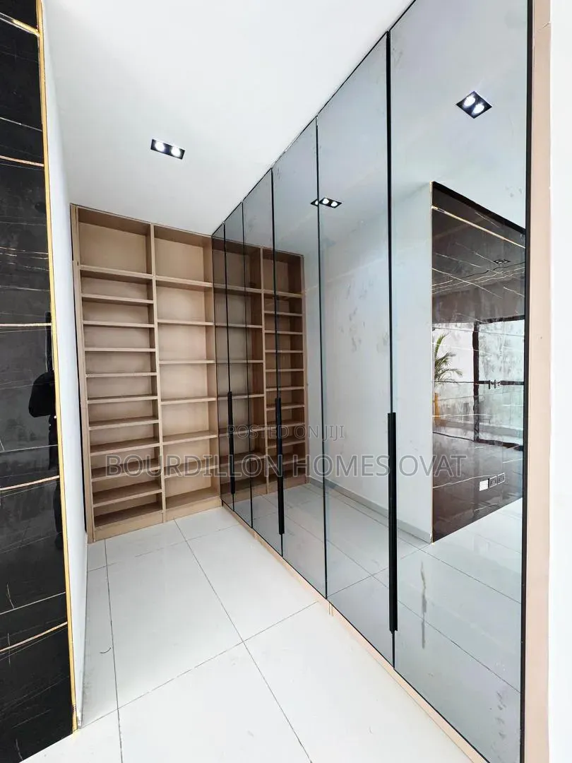 4bdrm Duplex in Orchid Lekki Lagos for sale in Ilaje / Lekki
