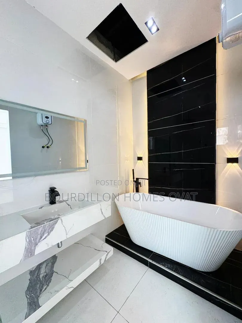 4bdrm Duplex in Orchid Lekki Lagos for sale in Ilaje / Lekki