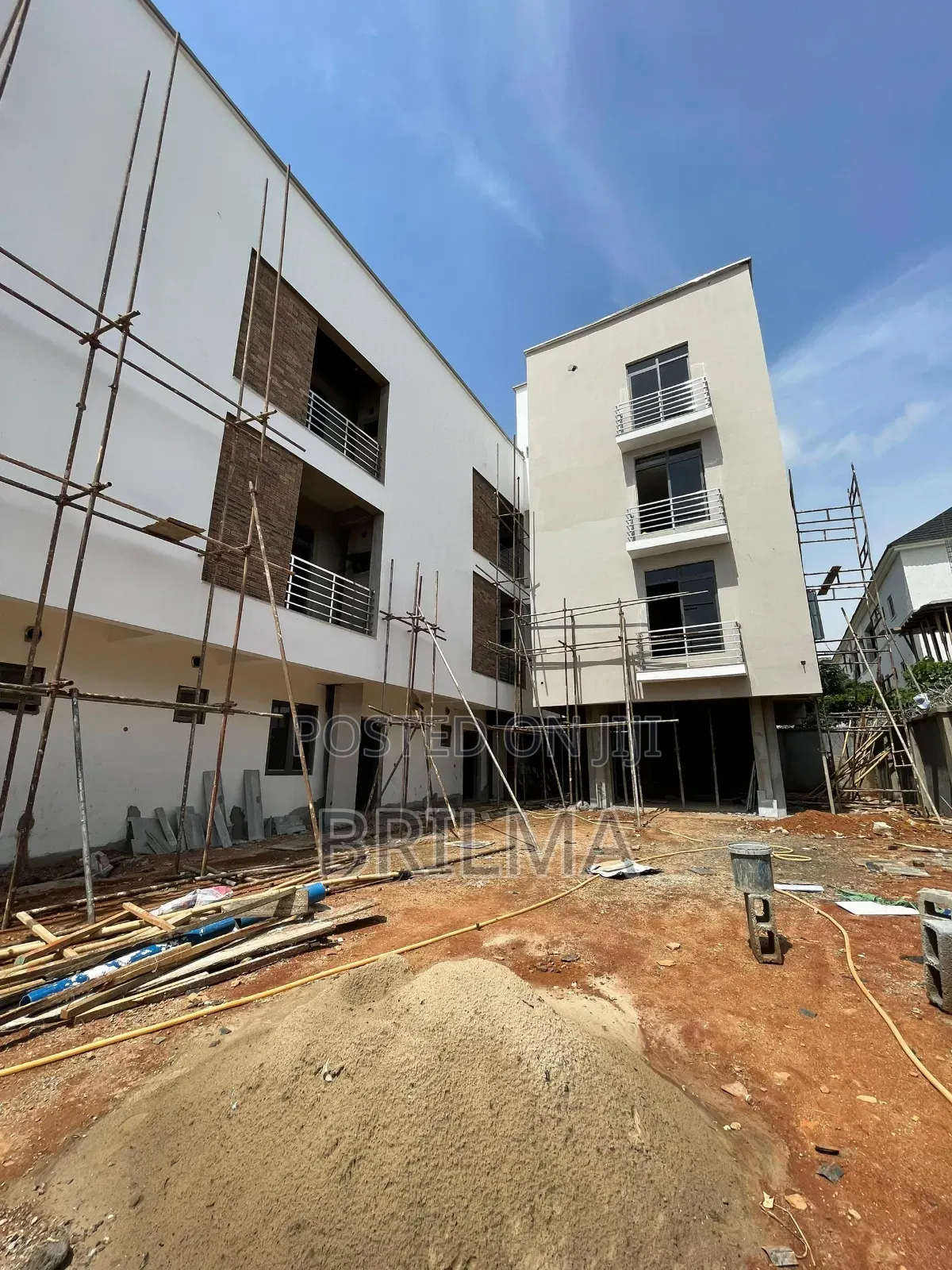 3bdrm Block of Flats in Jahi for sale in Jahi
