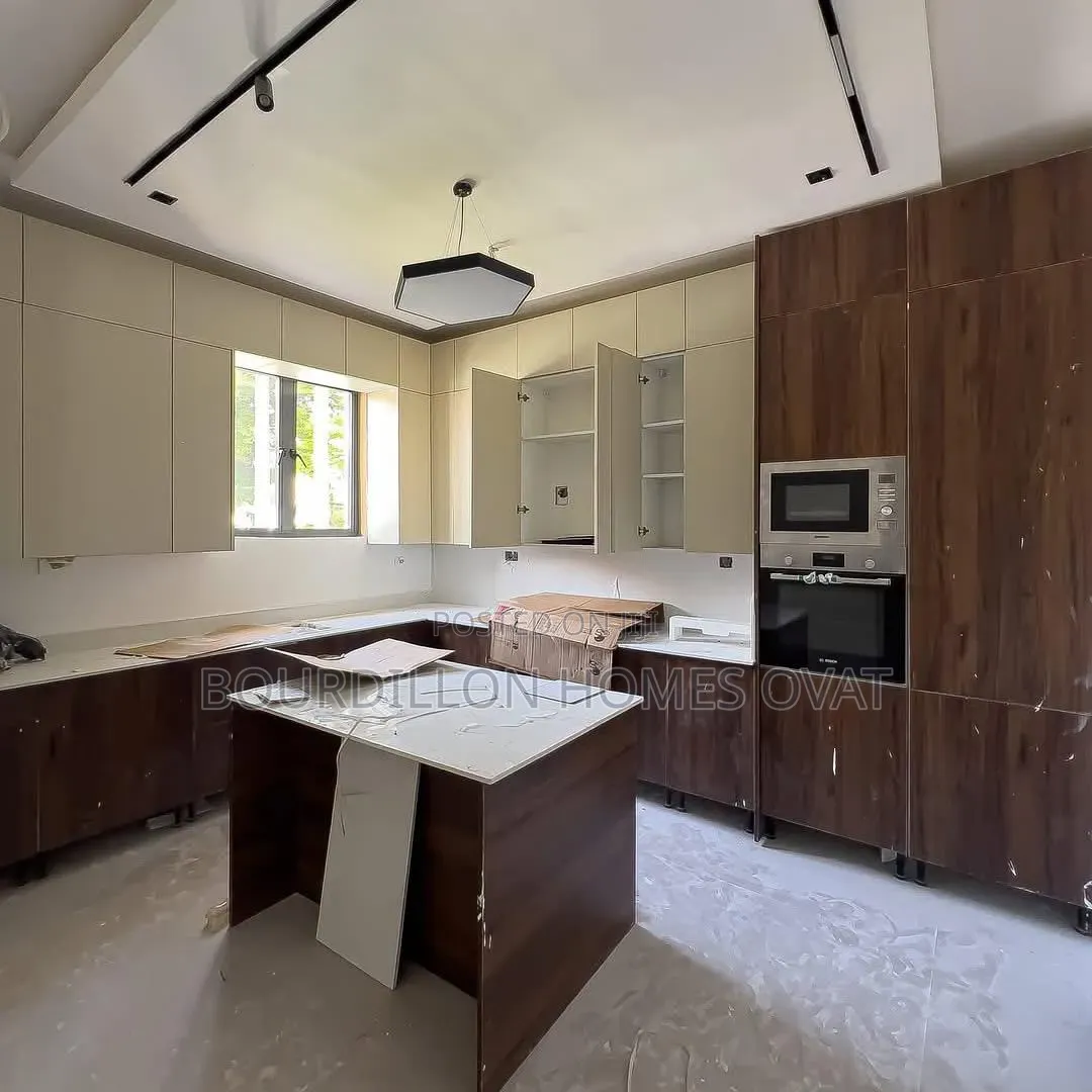 5bdrm Duplex in Ikoyi Lagos for sale in Ikoyi S.W