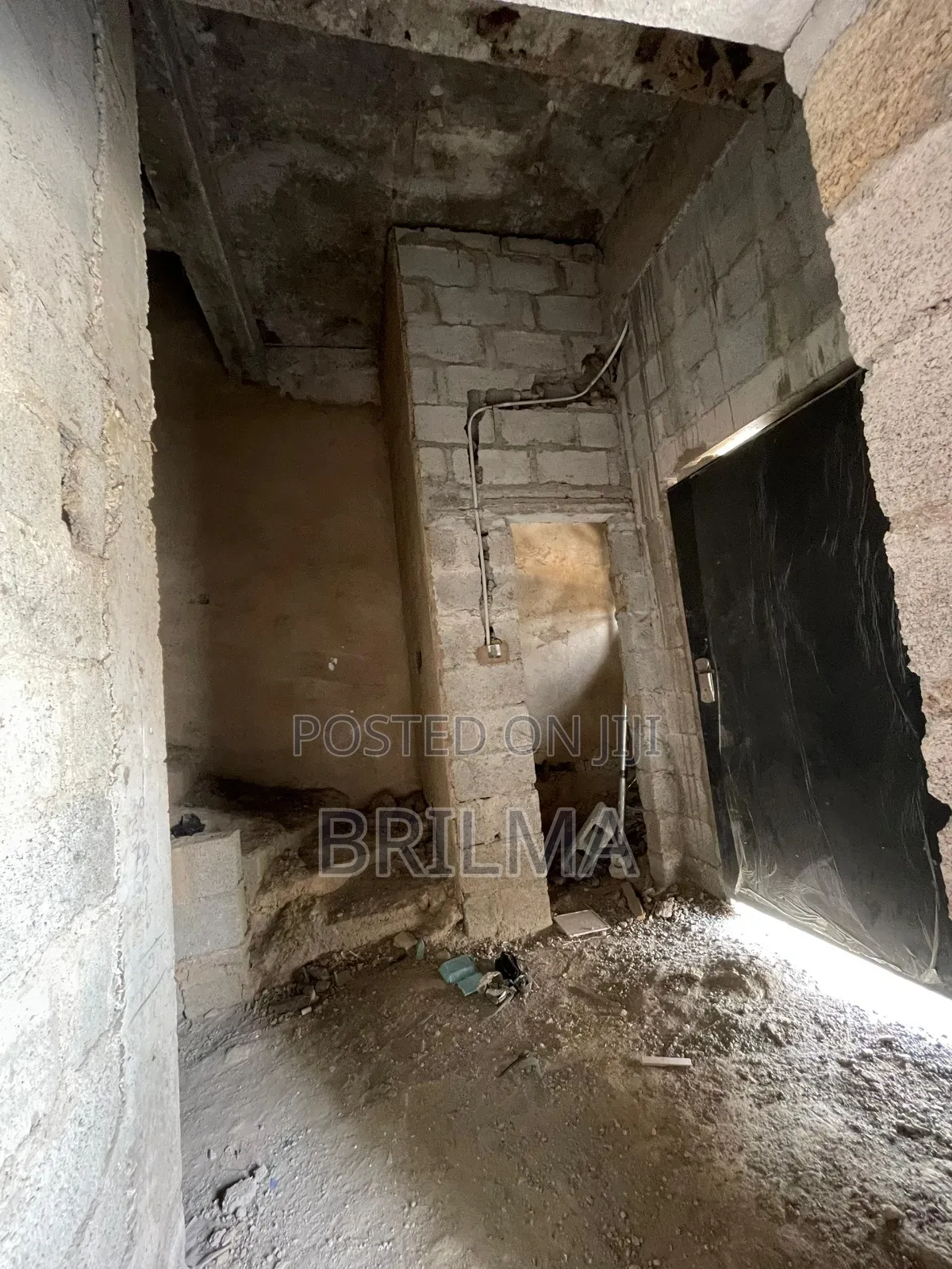 3bdrm Block of Flats in Jahi for sale in Jahi