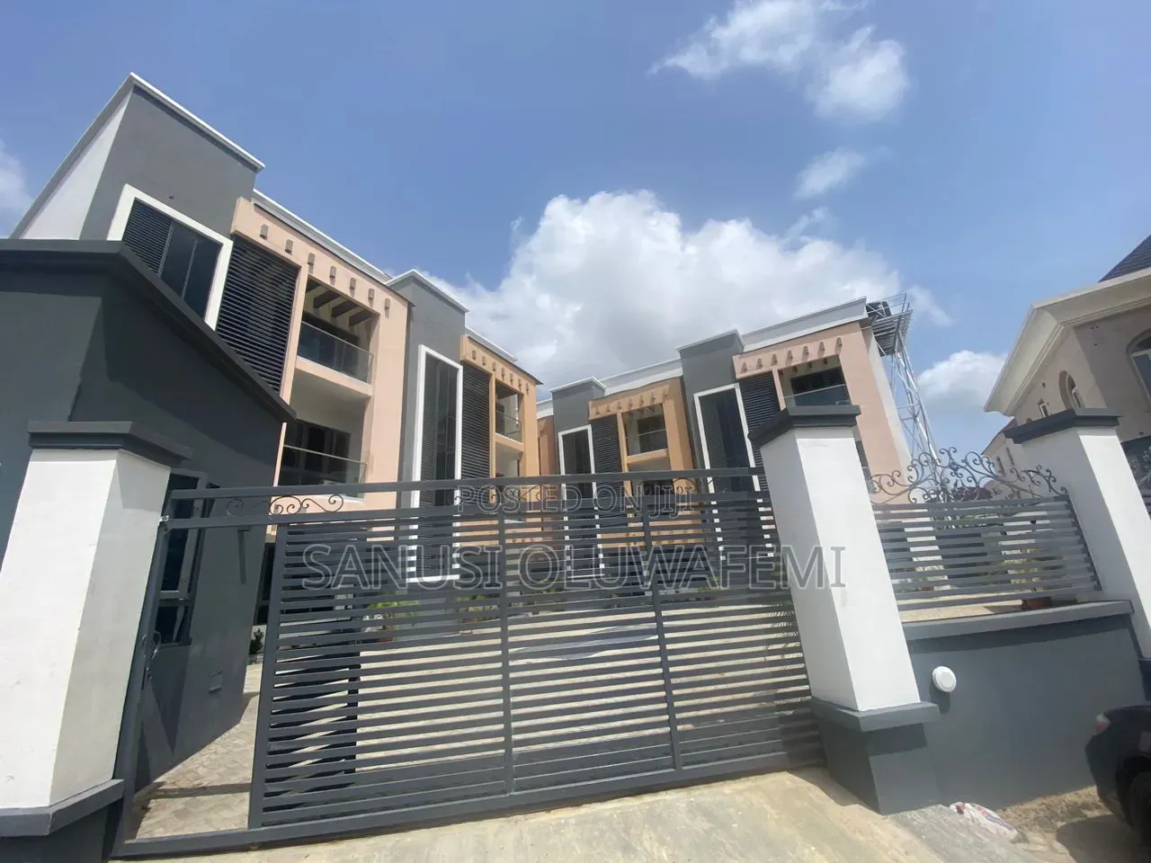 4bdrm Duplex in Banana Island for rent in Banana Island
