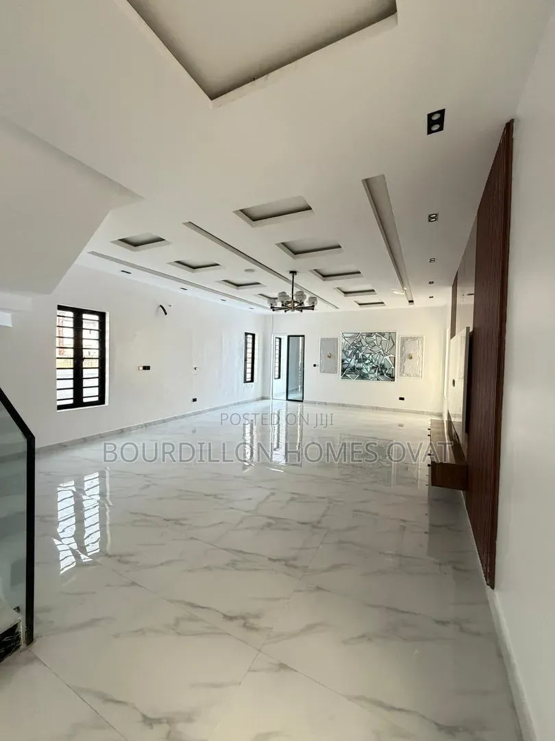 5bdrm Duplex in Orchid Lekki Lagos for sale in Ilaje / Lekki