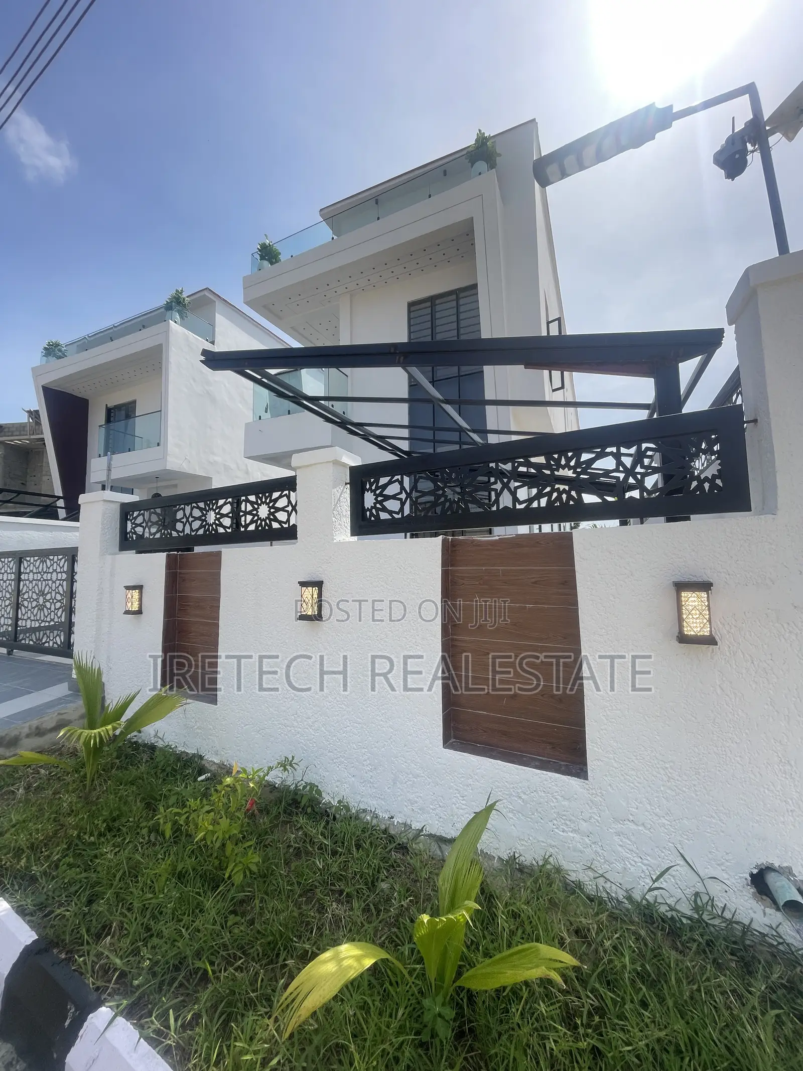 5bdrm Duplex in In A Call To Access, Sangotedo for sale in Sangotedo