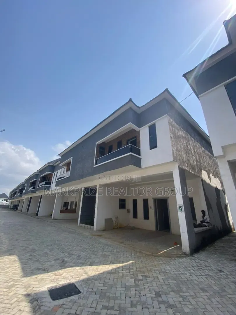 Furnished 4bdrm Duplex in Orchid Lekki Lagos for sale in Lekki Expressway