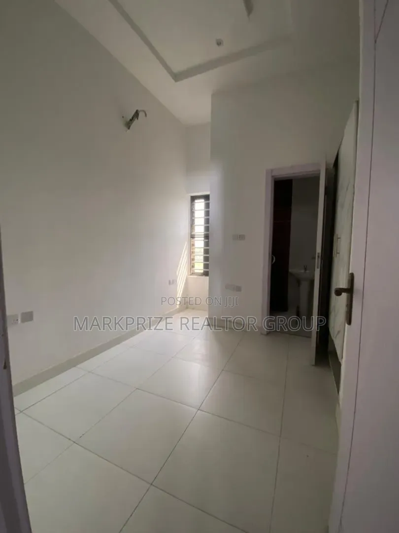 Furnished 4bdrm Duplex in Orchid Lekki Lagos for sale in Lekki Expressway