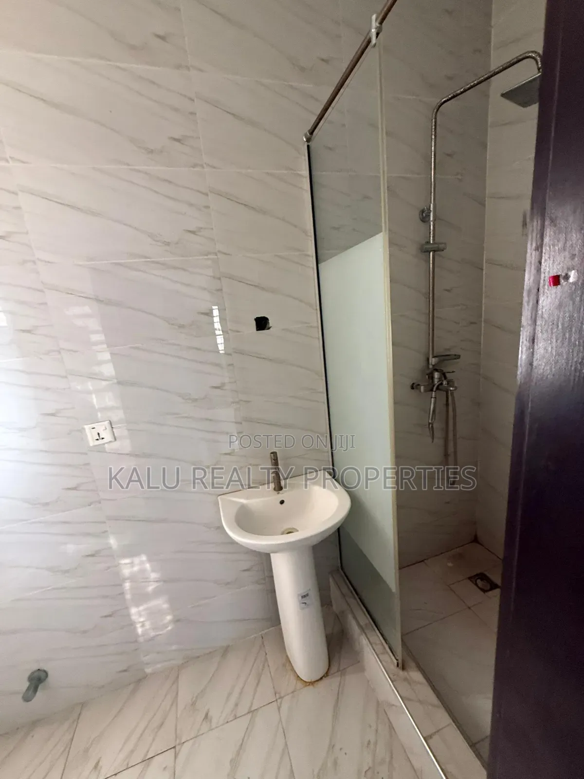 4bdrm Duplex in Ikate for rent in Ikate-Elegushi
