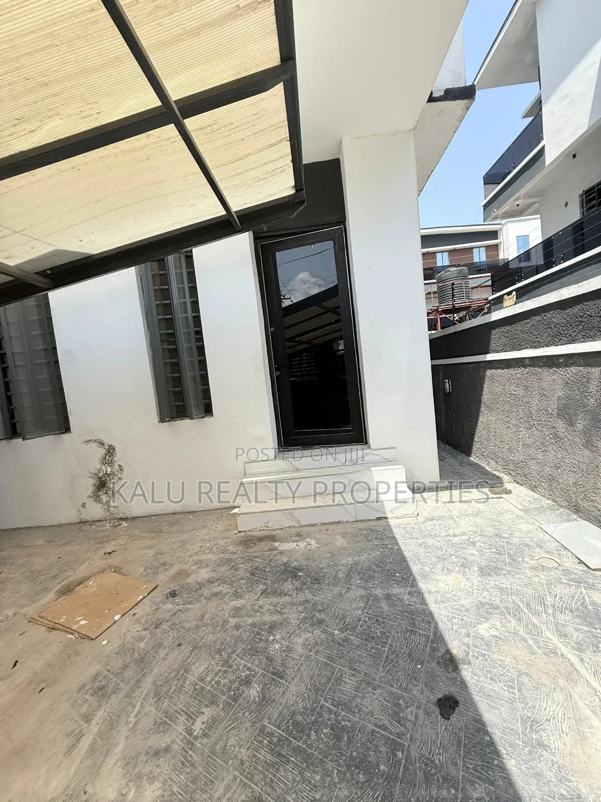 5bdrm Duplex in Ikota for rent in Ikota