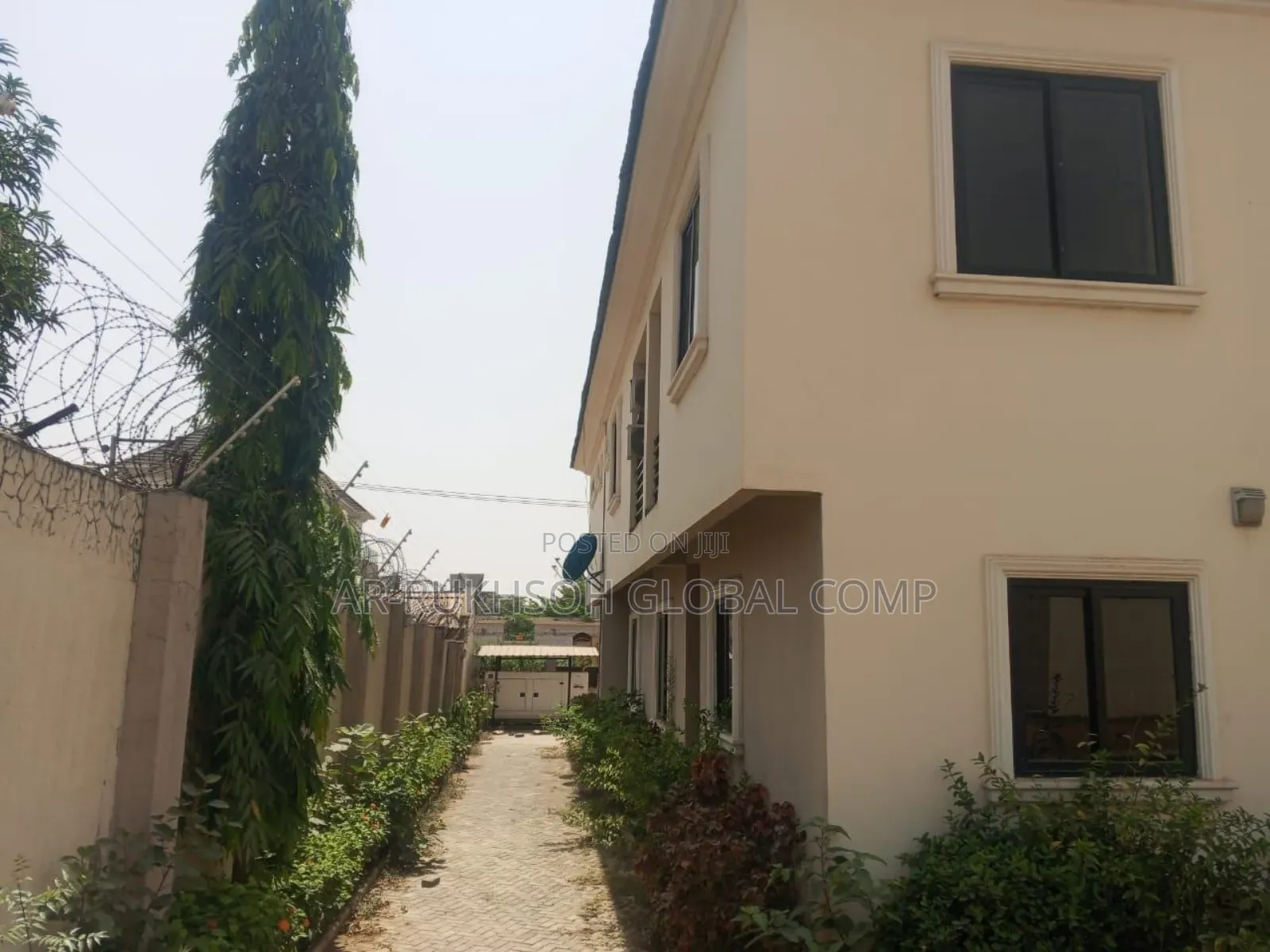 4bdrm Duplex in Paradise, Mabushi for sale in Mabushi