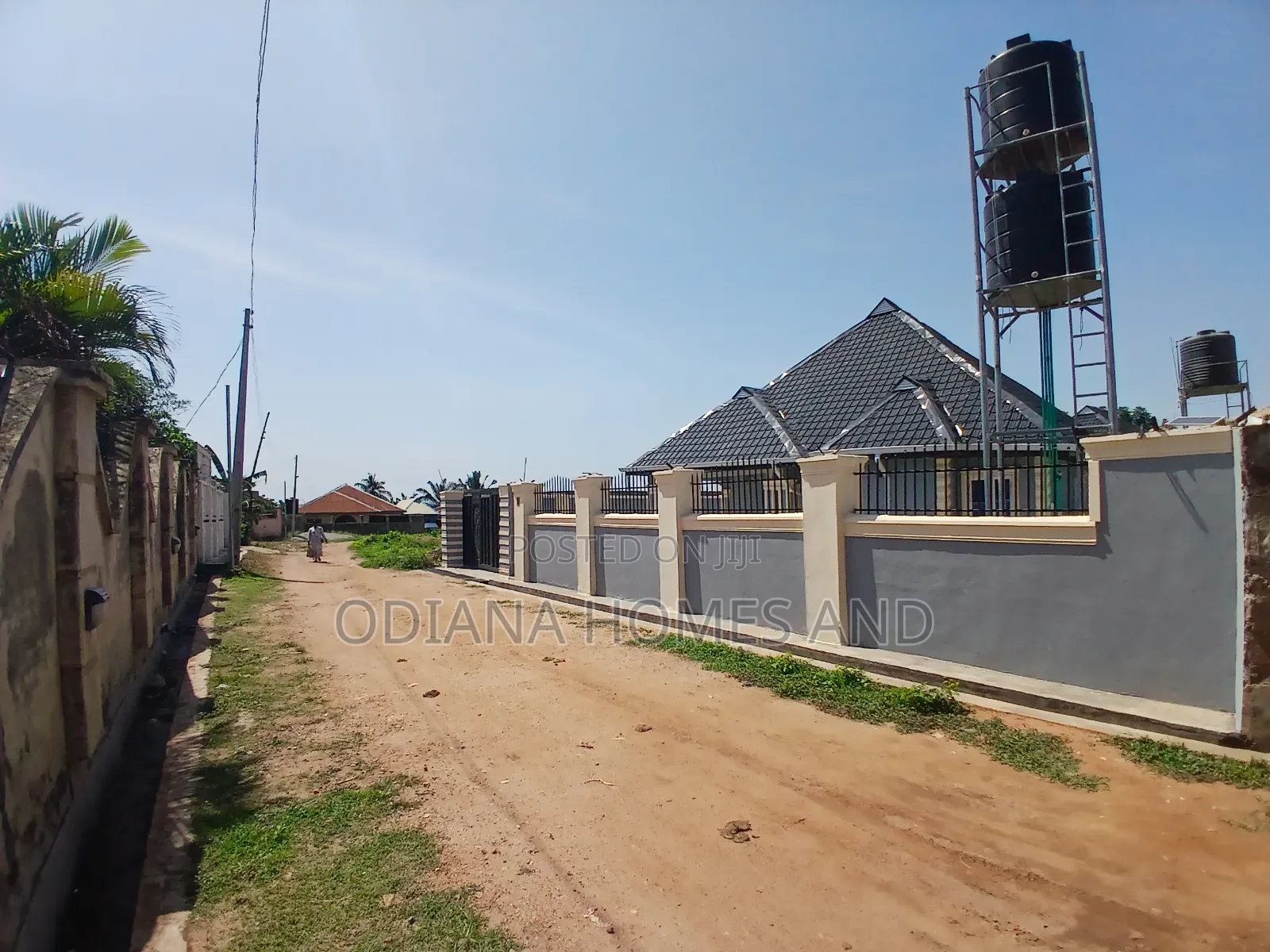 6bdrm Bungalow in Idi-Ishin Extension, Ibadan for sale in Ibadan