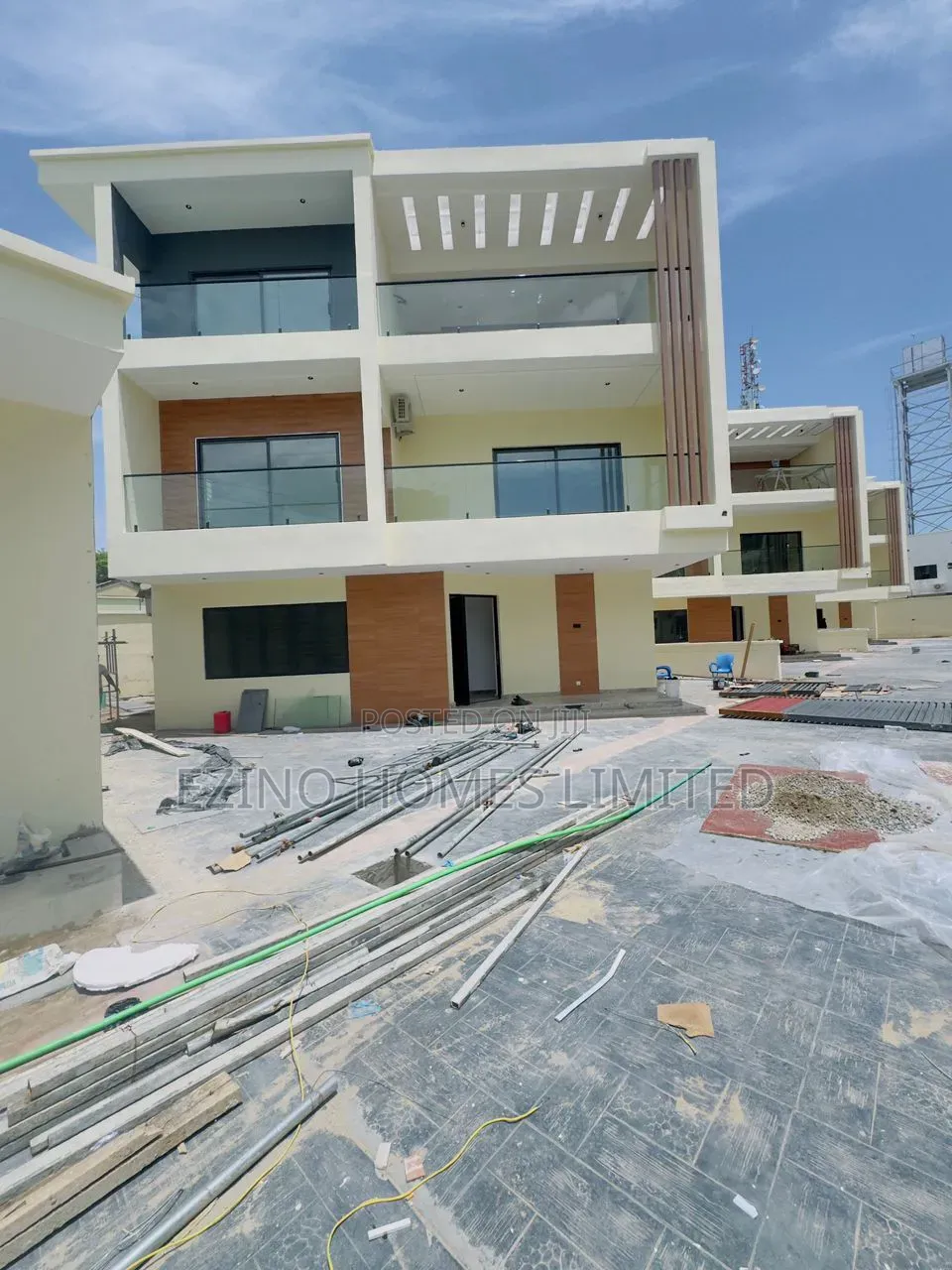 5bdrm Duplex in Mini Estate, Old Ikoyi for sale in Old Ikoyi