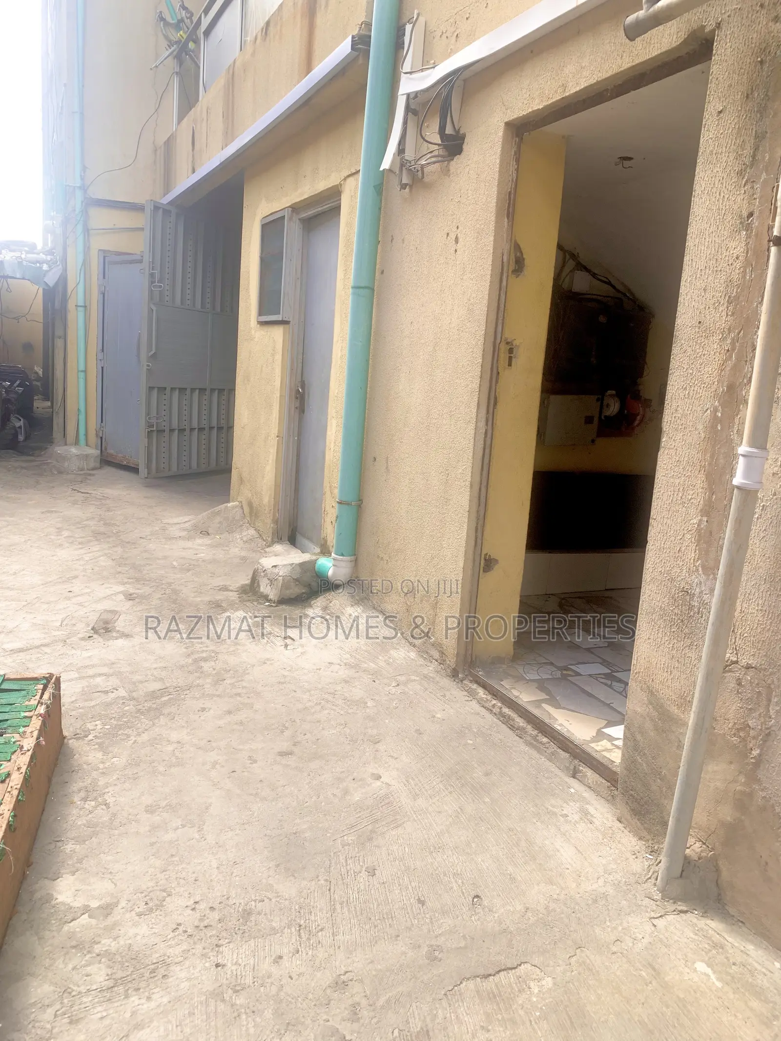 A Massive 2 Sided Mini Warehouse at Bode Thomas in Bode Thomas
