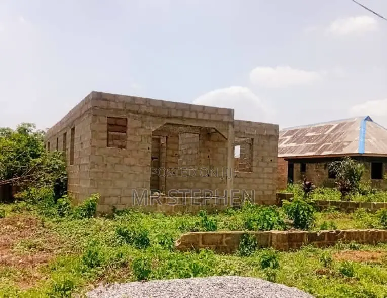 3bdrm Bungalow in Adamo for sale in Adamo