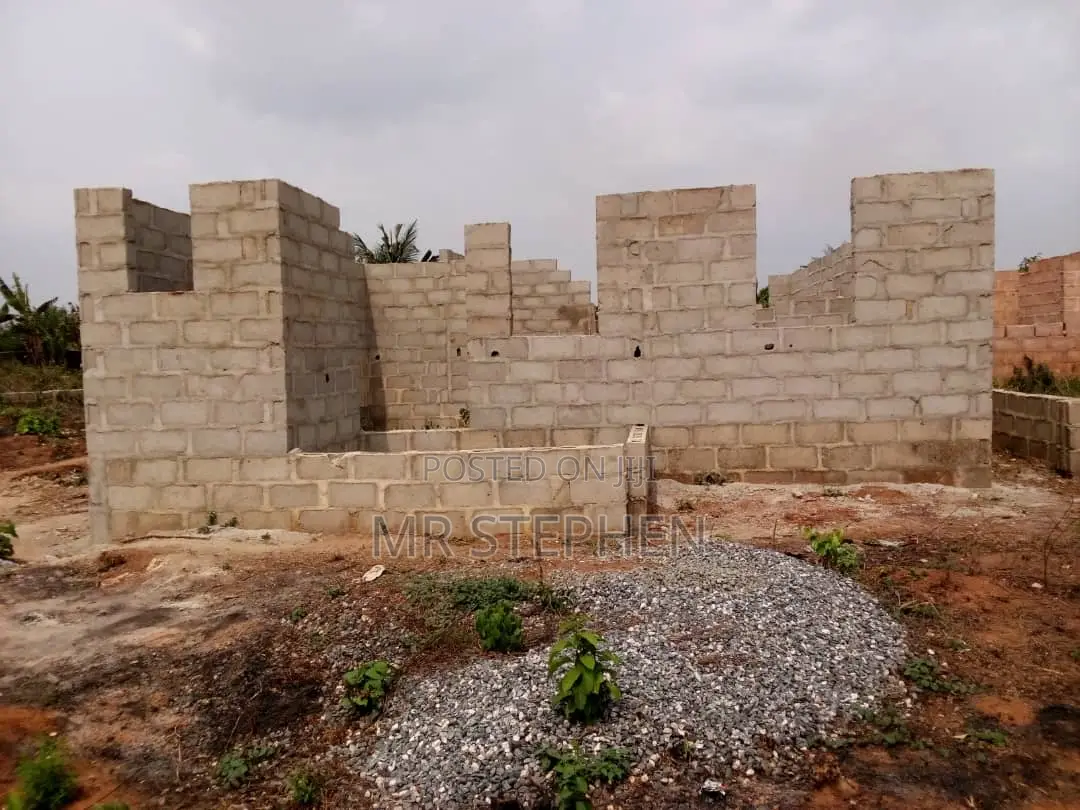 3bdrm Bungalow in Adamo for sale in Adamo