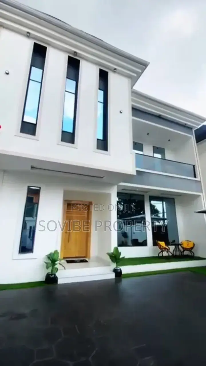 Furnished 5bdrm Duplex in Omole Phase 1 for sale in Omole Phase 1