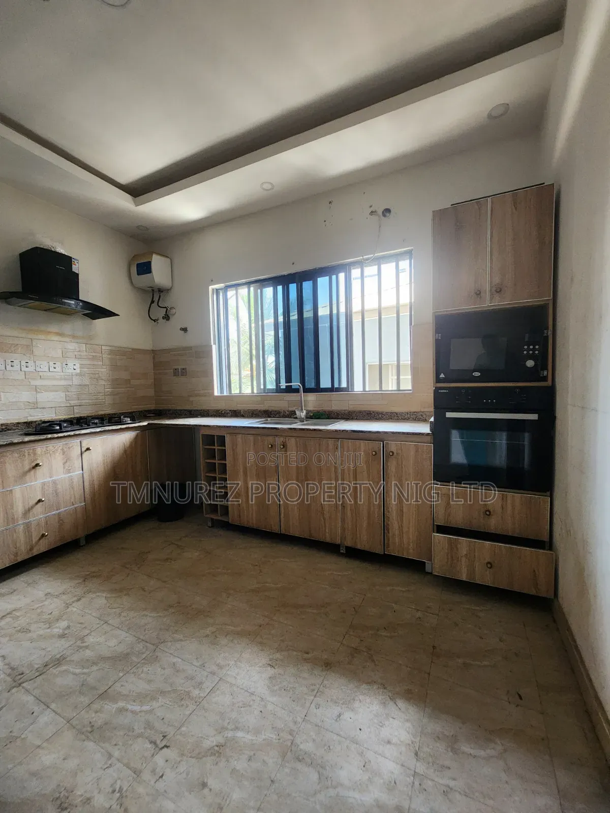 3bdrm Apartment in Lekki Phase 1 for rent in Lekki Phase 1