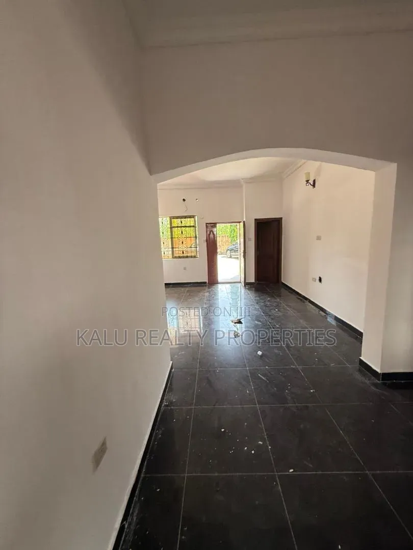 2bdrm Apartment in Ikate for rent in Ikate