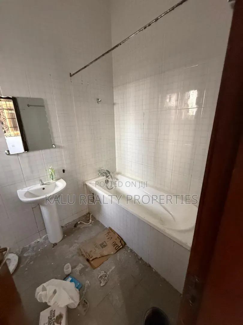 2bdrm Apartment in Ikate for rent in Ikate