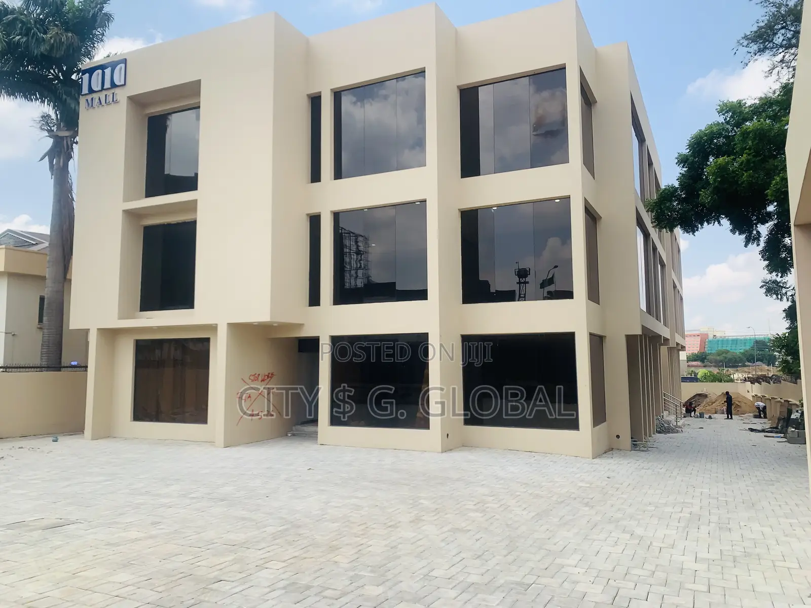 Shop Space and Office. In Wuse 2 in Wuse 2