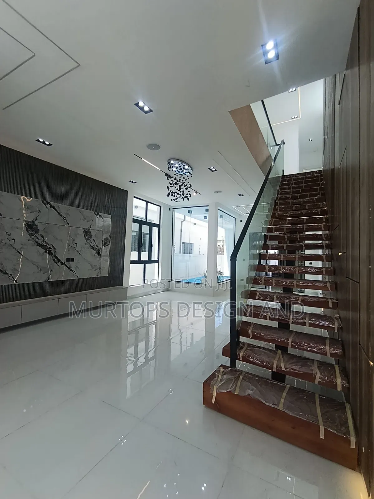 5bdrm Duplex in Ikota Gra, Lekki Phase 2 for sale in Lekki Phase 2