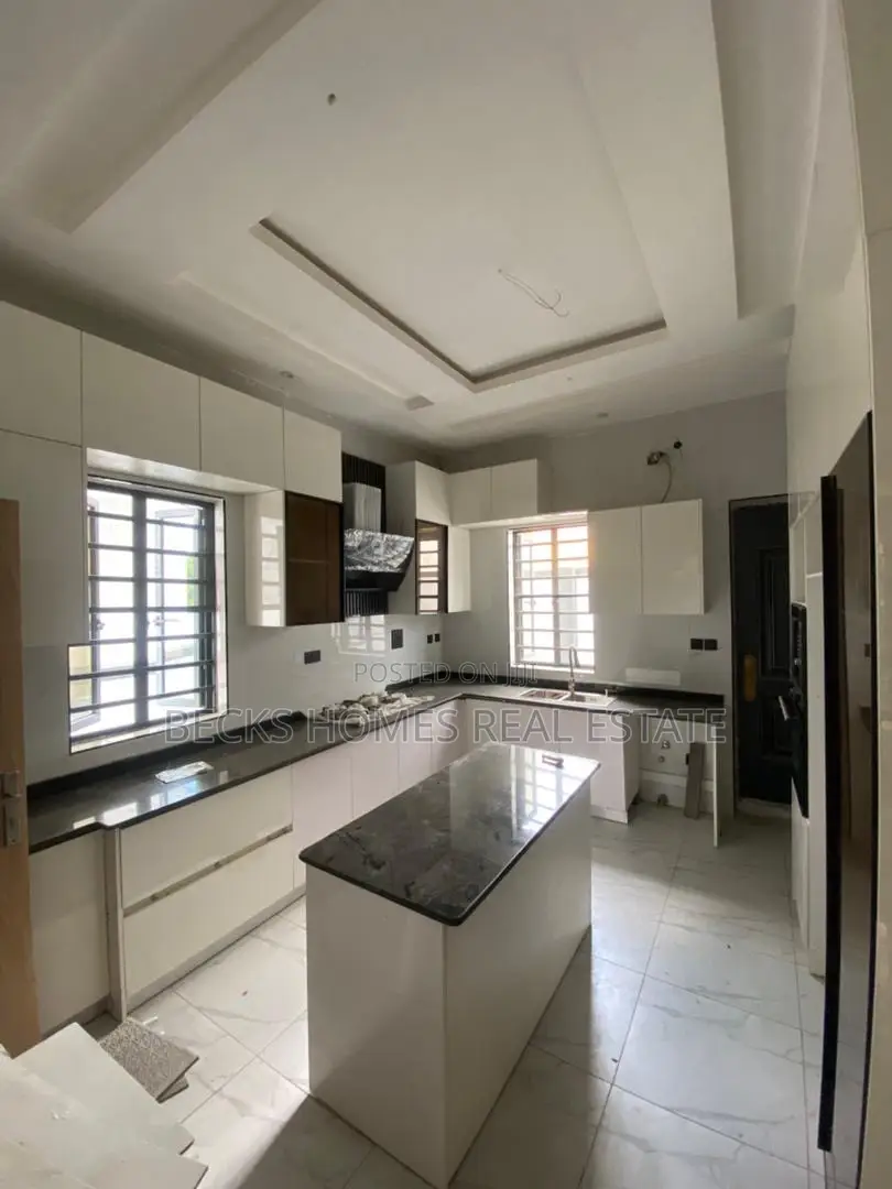 Furnished 4bdrm Duplex in Magodo for sale in Magodo