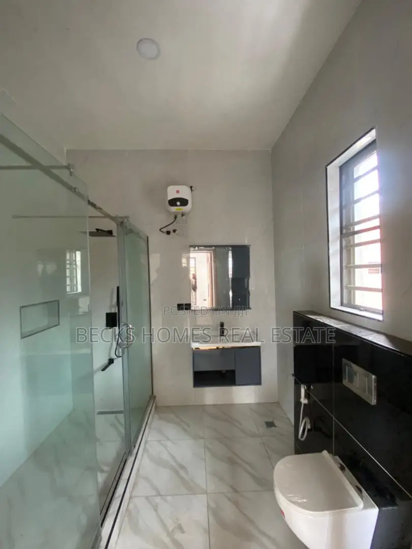 Furnished 4bdrm Duplex in Magodo for sale in Magodo