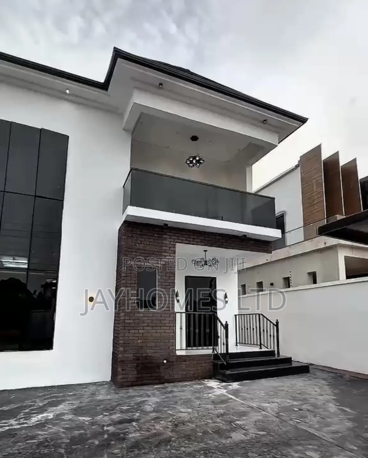 5bedroom Duplex With Pivot Bulletproof Door for Sale in Rehoboth Asaba in Oshimili South