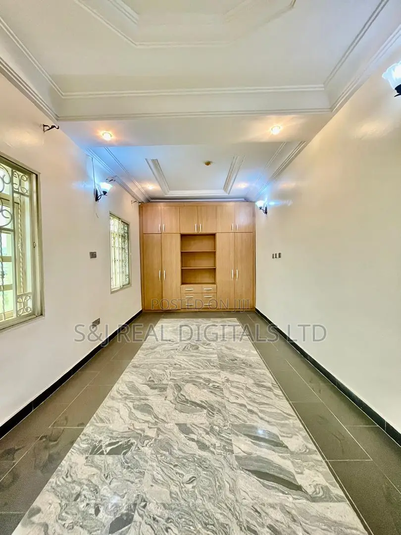 5bdrm Duplex in Jahi for rent in Jahi