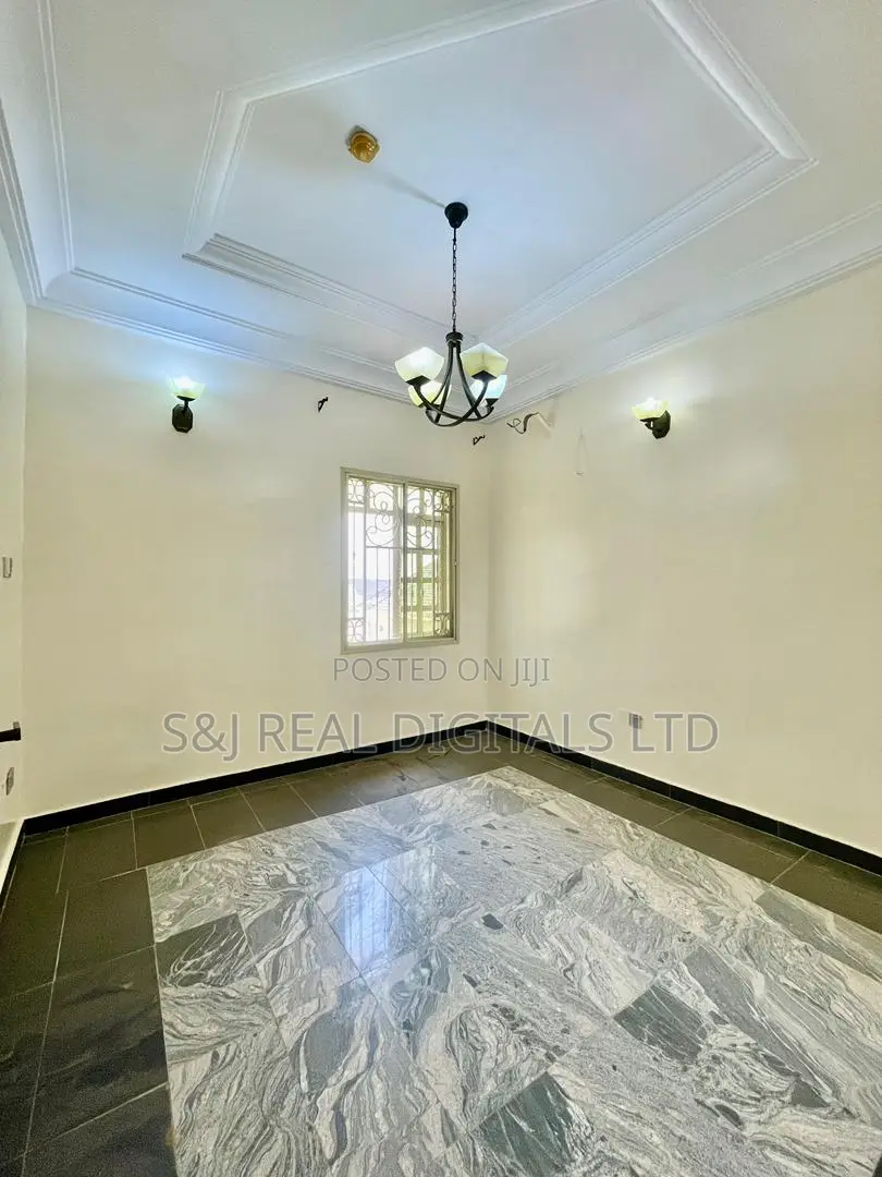 5bdrm Duplex in Jahi for rent in Jahi