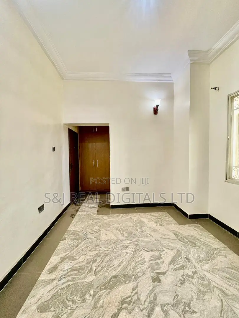 5bdrm Duplex in Jahi for rent in Jahi