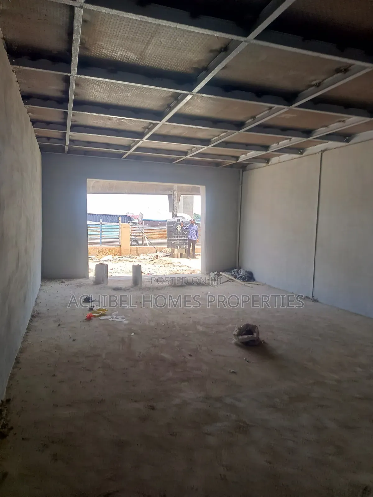 A 100 Square Meter Warehouse for Lease in Apongbon