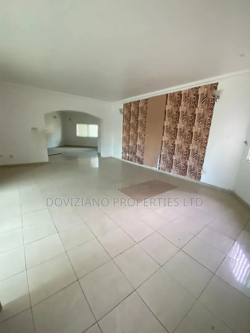 3bdrm Block of Flats in Victoria Island Extension for rent in Victoria Island Extension