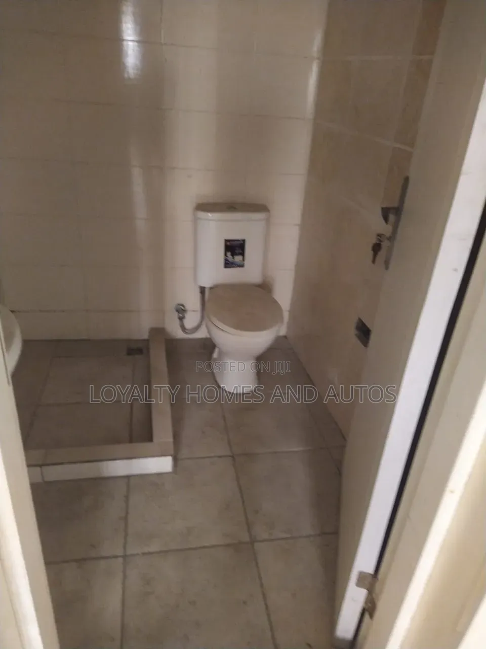 4bdrm Duplex in Mende for sale in Mende