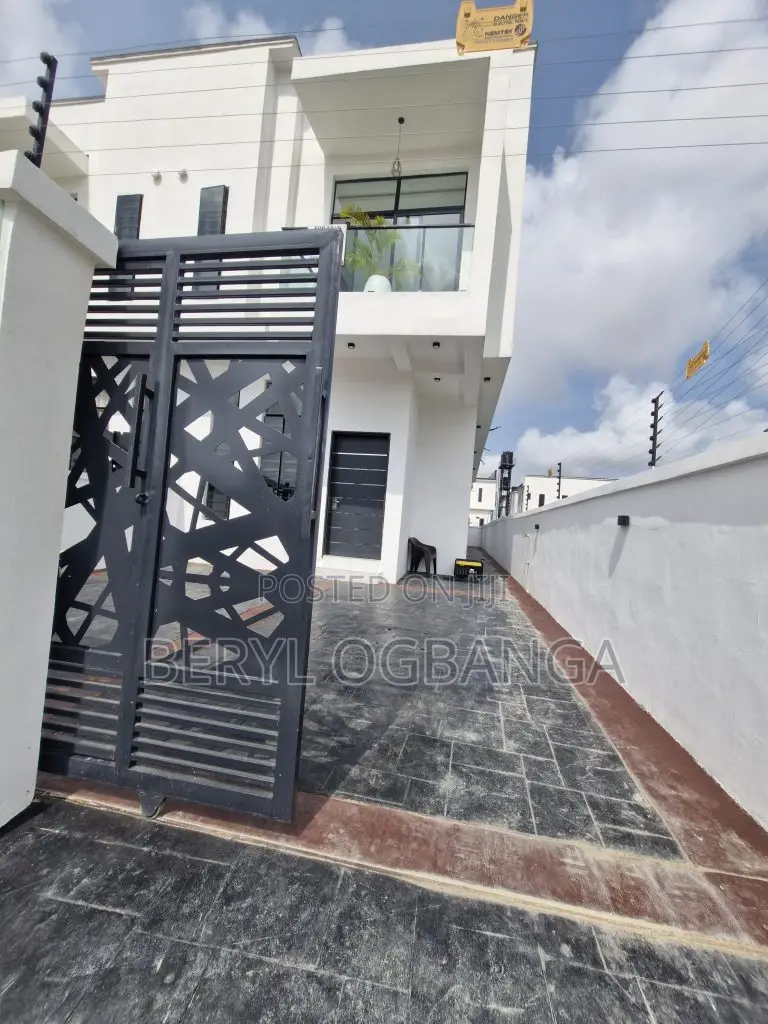 4bdrm Duplex in Ado / Ajah for sale in Ado / Ajah