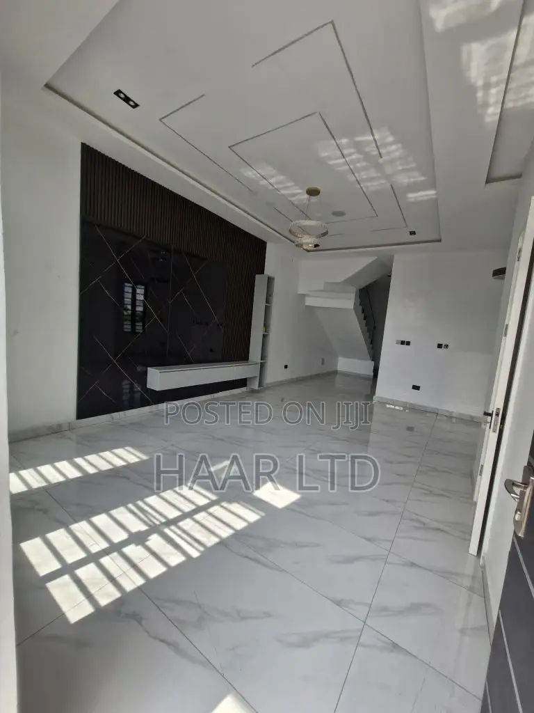 4bdrm Duplex in Ado / Ajah for sale in Ado / Ajah
