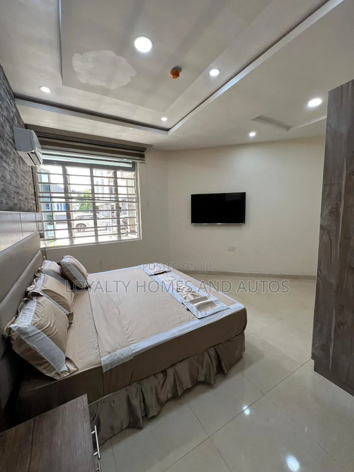 3bdrm House in Adeniyi Jones for rent in Adeniyi Jones