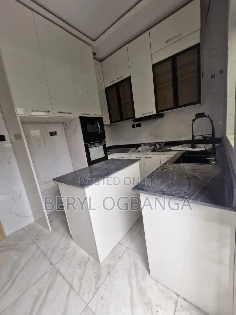 4bdrm Duplex in Ado / Ajah for sale in Ado / Ajah