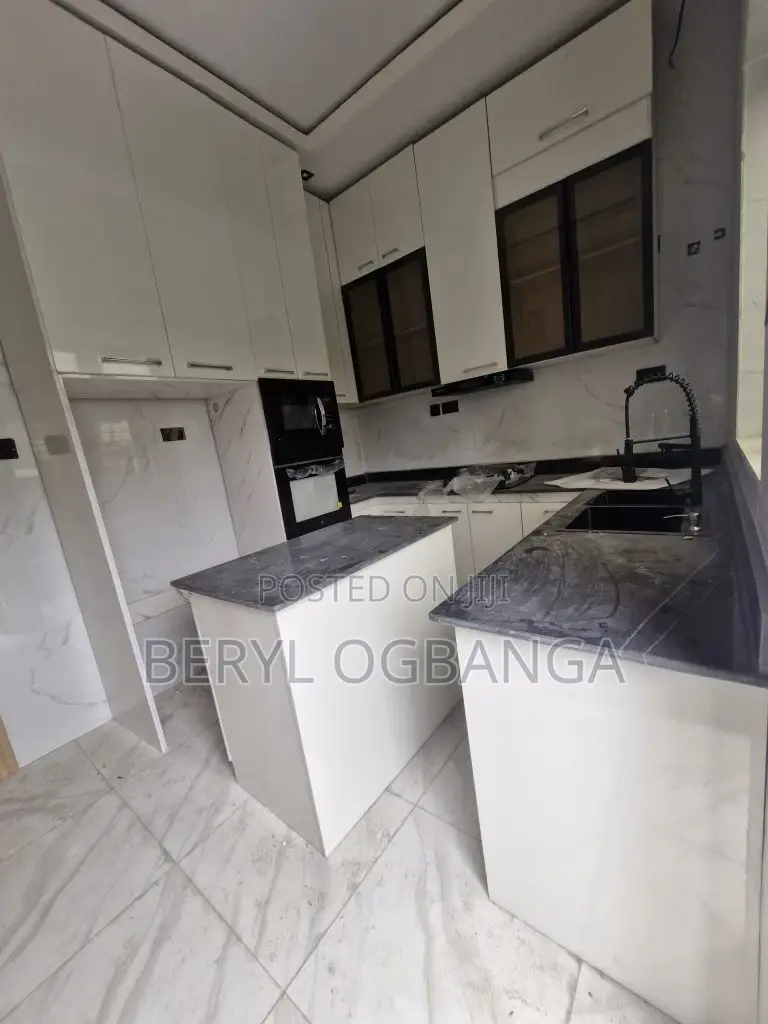 4bdrm Duplex in Ado / Ajah for sale in Ado / Ajah