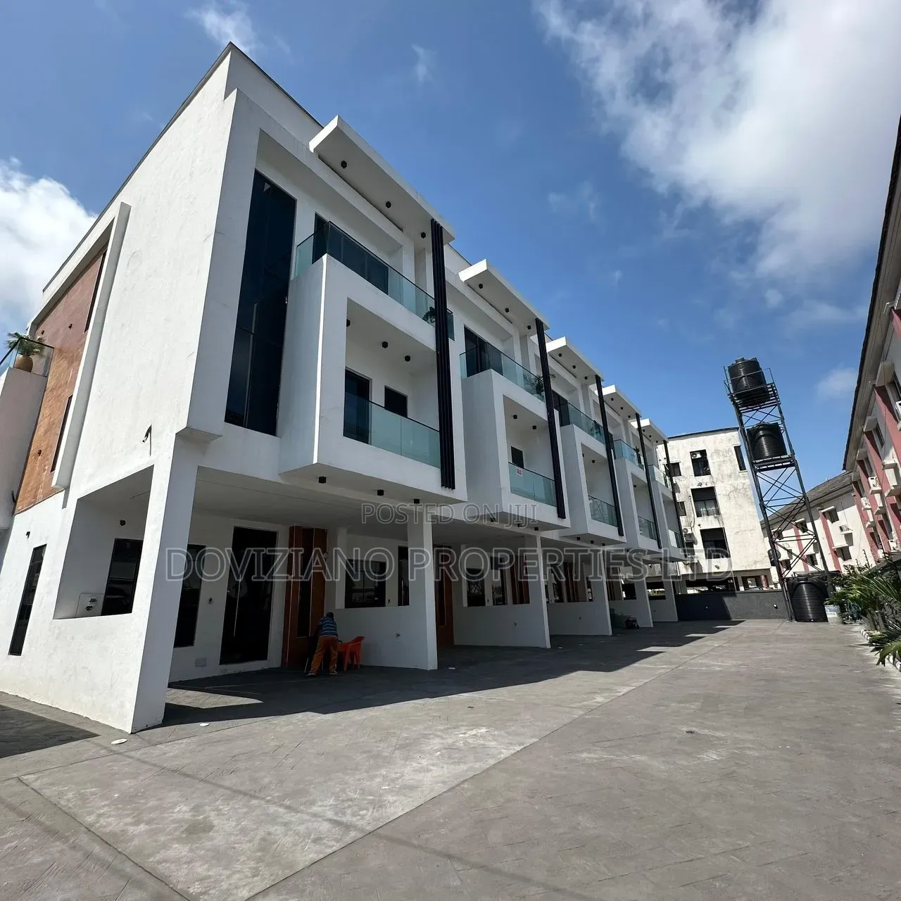 4bdrm Duplex in Osapa london for sale in Osapa london