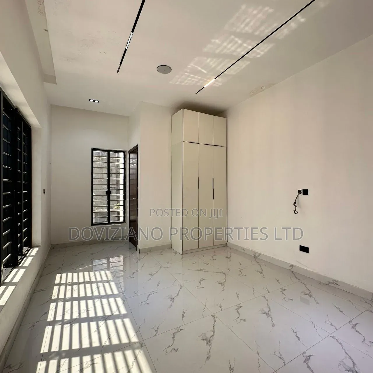 4bdrm Duplex in Osapa london for sale in Osapa london
