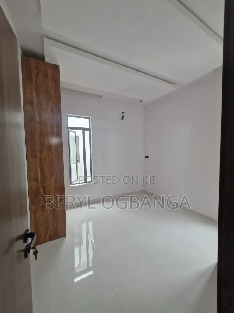 5bdrm Duplex in Ado / Ajah for sale in Ado / Ajah