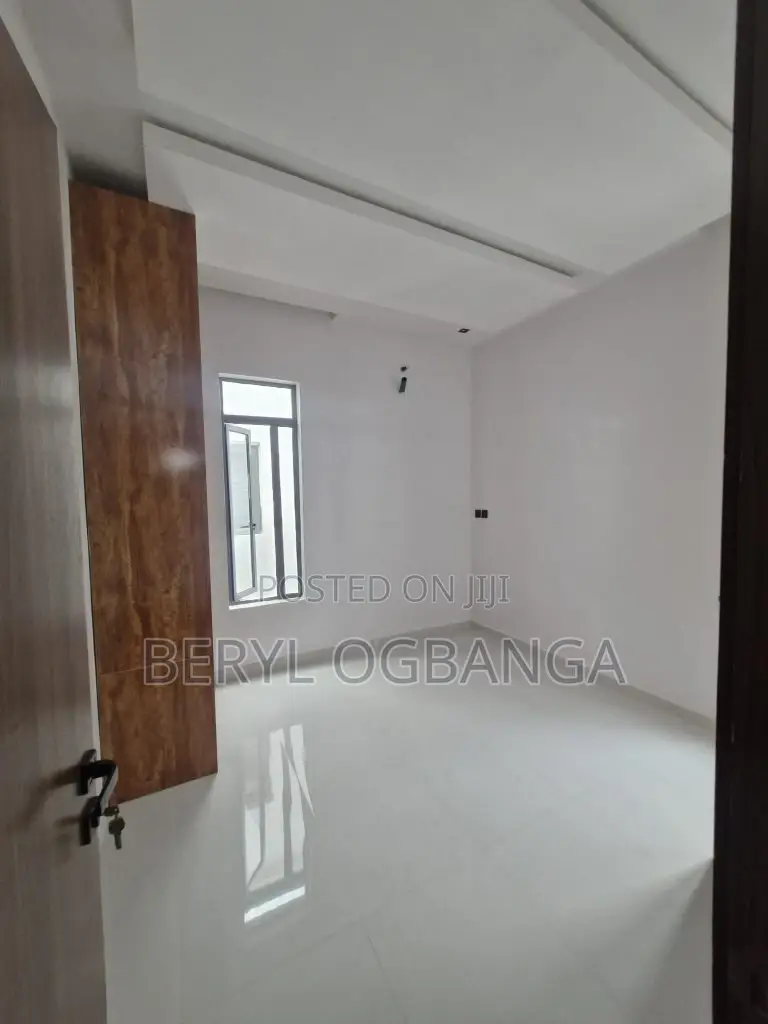 5bdrm Duplex in Ado / Ajah for sale in Ado / Ajah