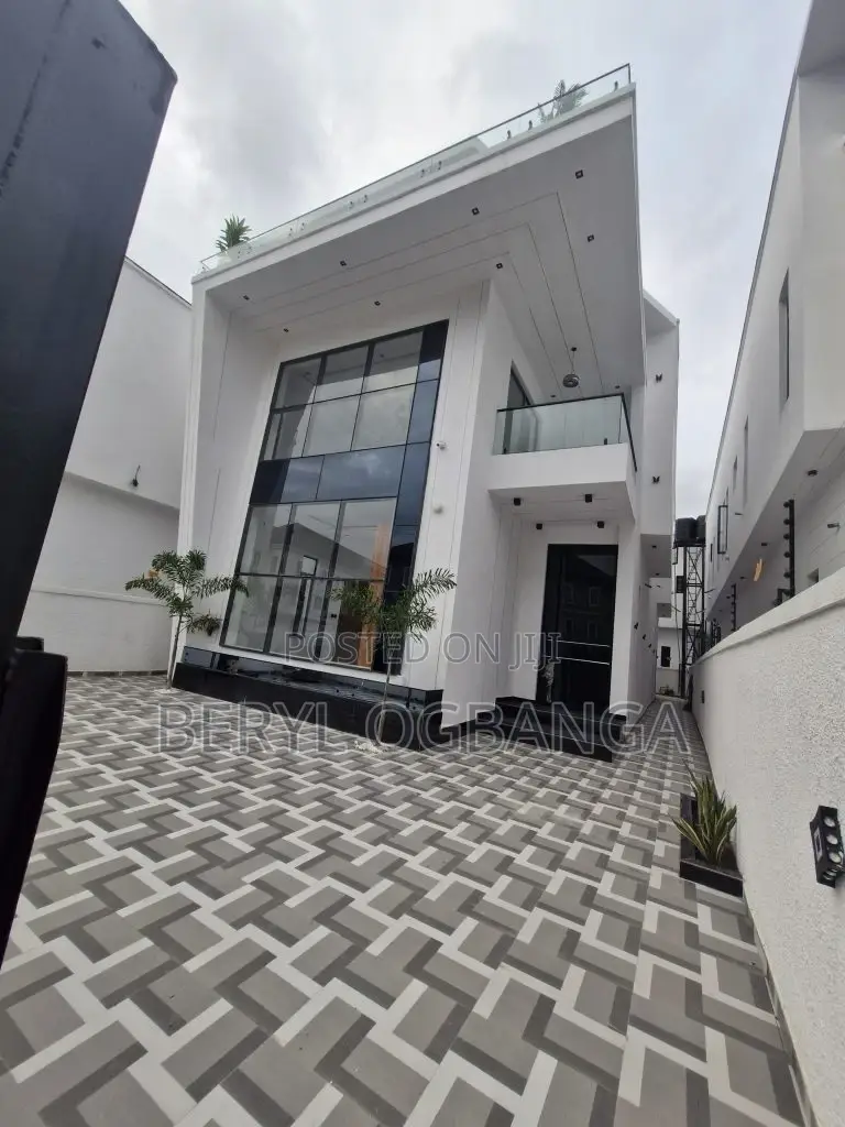 5bdrm Duplex in Ado / Ajah for sale in Ado / Ajah