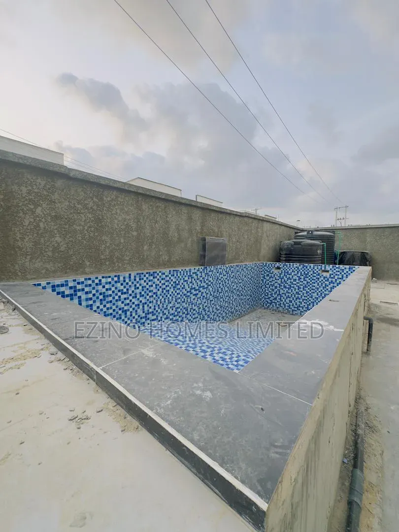 4bdrm Duplex in Mini Estate, Lekki Phase 1 for sale in Lekki Phase 1