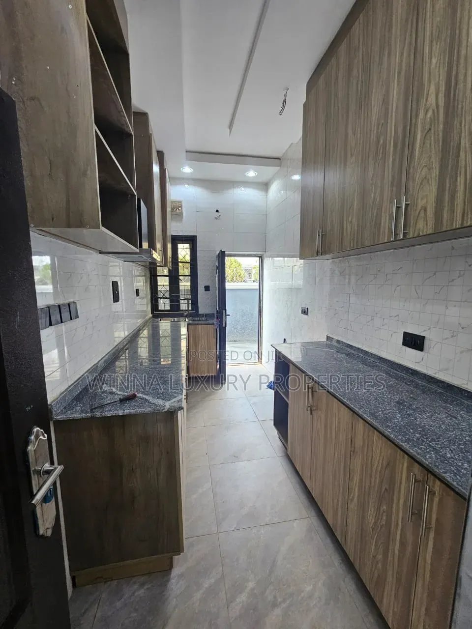 3bdrm Apartment in Vegars Court, Aso, Lugbe District for rent in Lugbe District