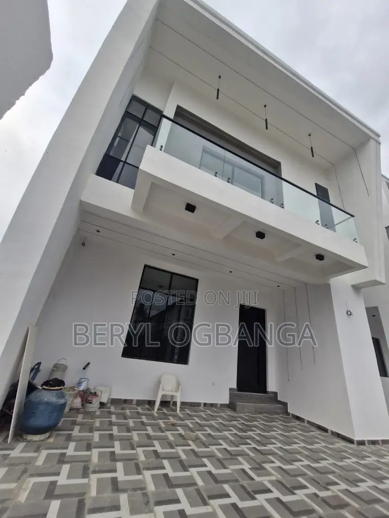 4bdrm Duplex in Ado / Ajah for sale in Ado / Ajah