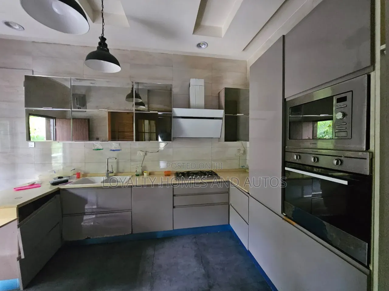 4bdrm Duplex in Old Ikoyi for sale in Old Ikoyi