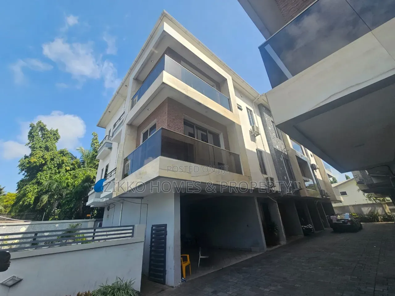 Furnished 4bdrm Townhouse/Terrace in Ono Ikoyi for sale in Old Ikoyi