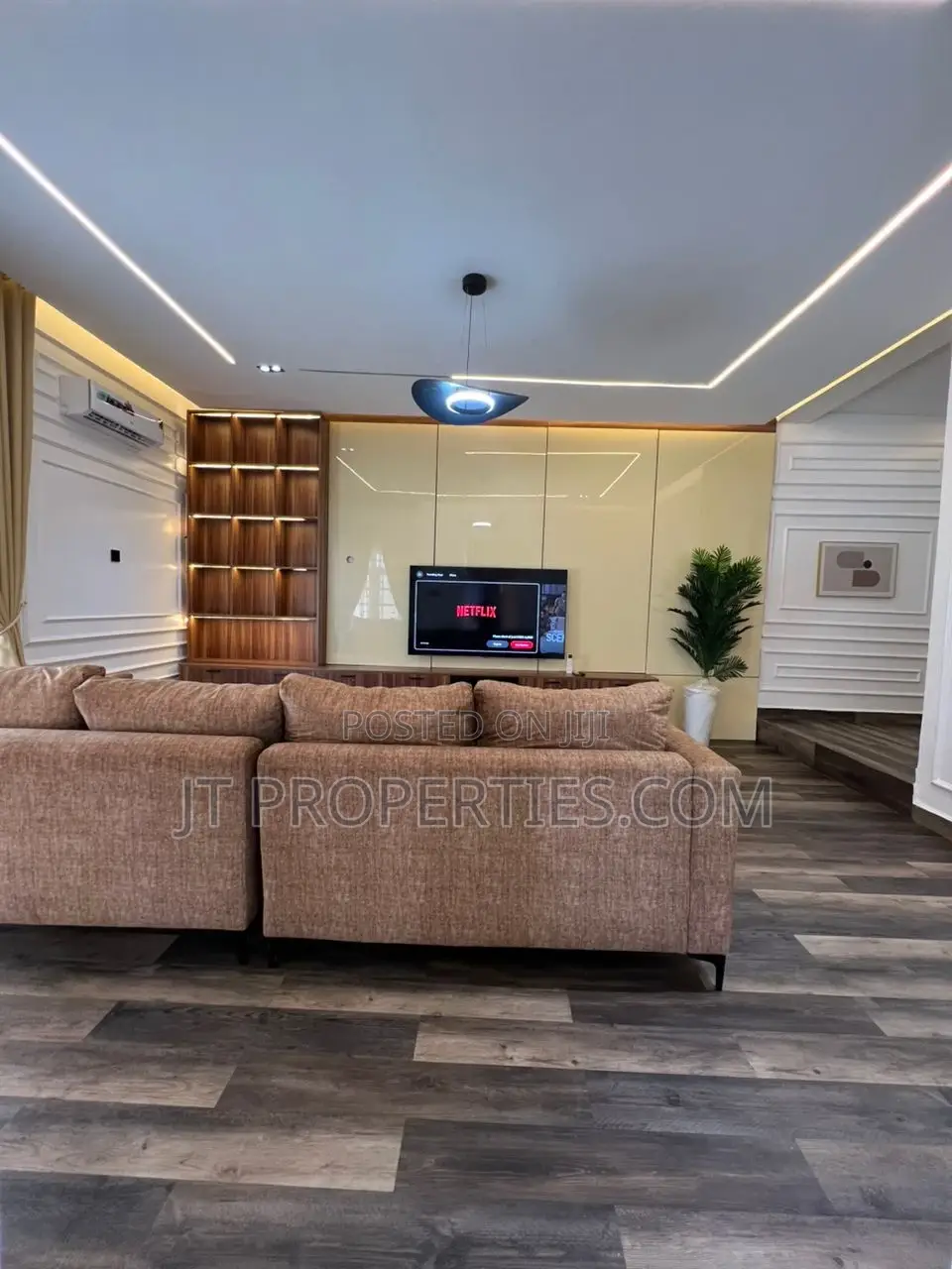 Luxuriously Beautiful 2bedroom Apartment Gwarinpa 6th Avenue in Life Camp